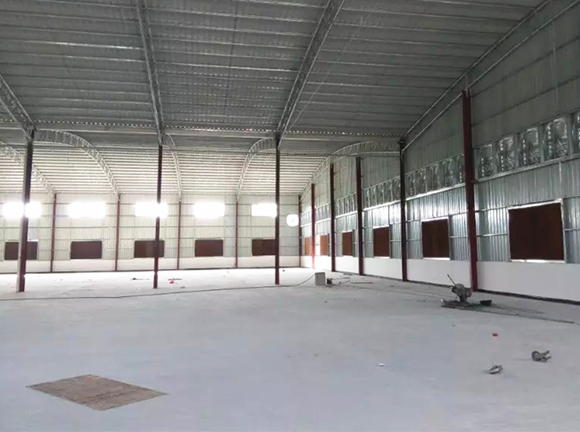 �FƤ��ˮ���L(f��ng)�C���b����